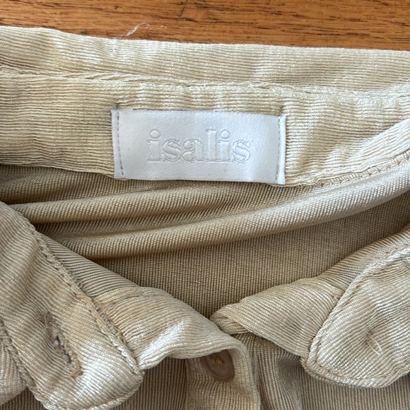 Isalis Top - Picture 2 of 3